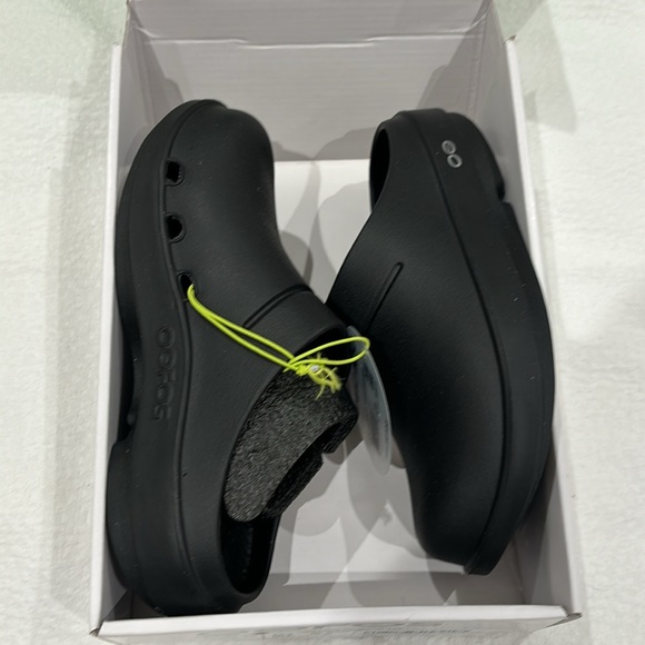 OOFOS OOCLOOG Unisex - Black - Picture 11 of 12